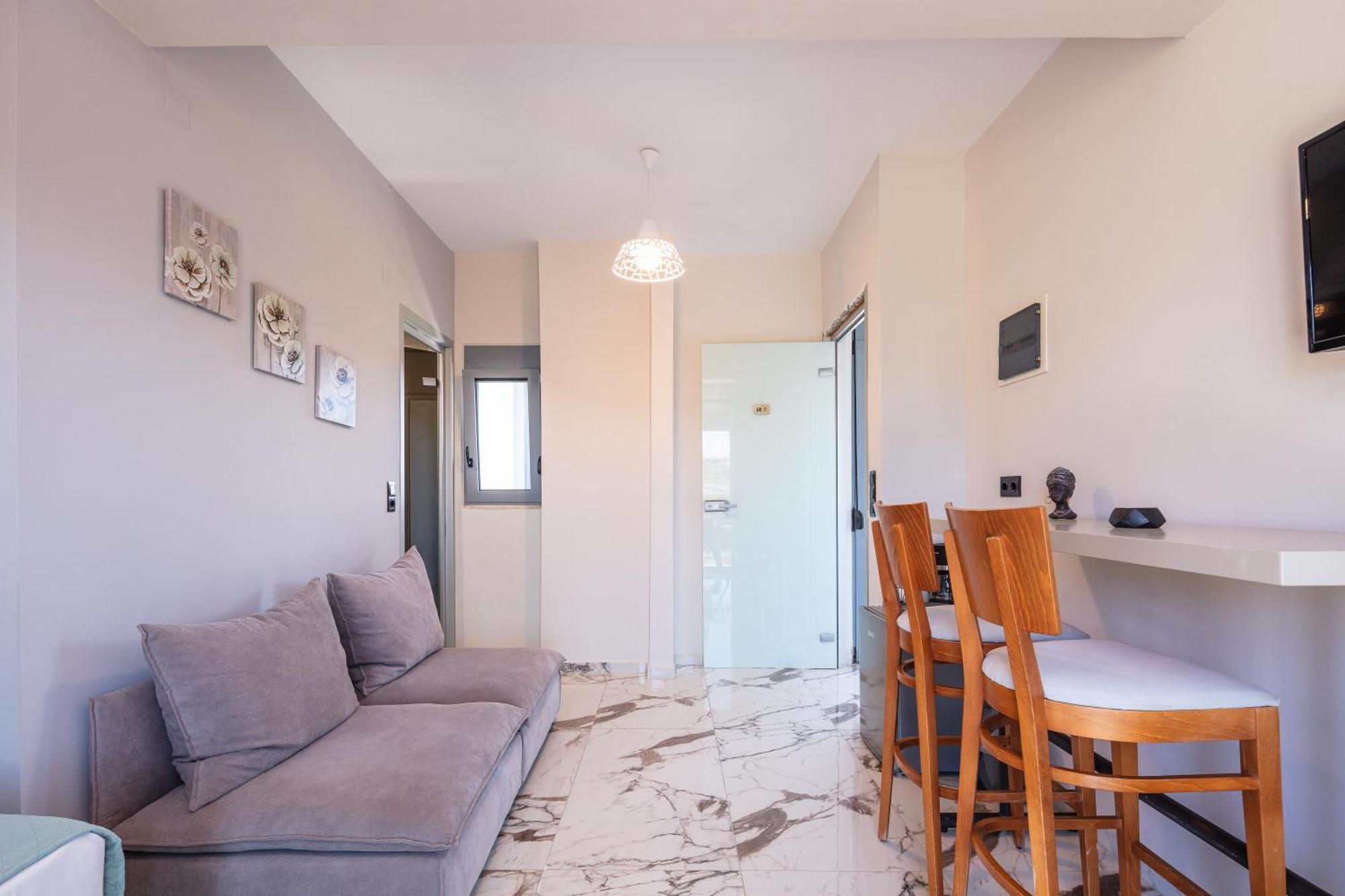 Hotel Iosifina, 80 Metres From Episkopi Beach! Dhrámia Exteriör bild