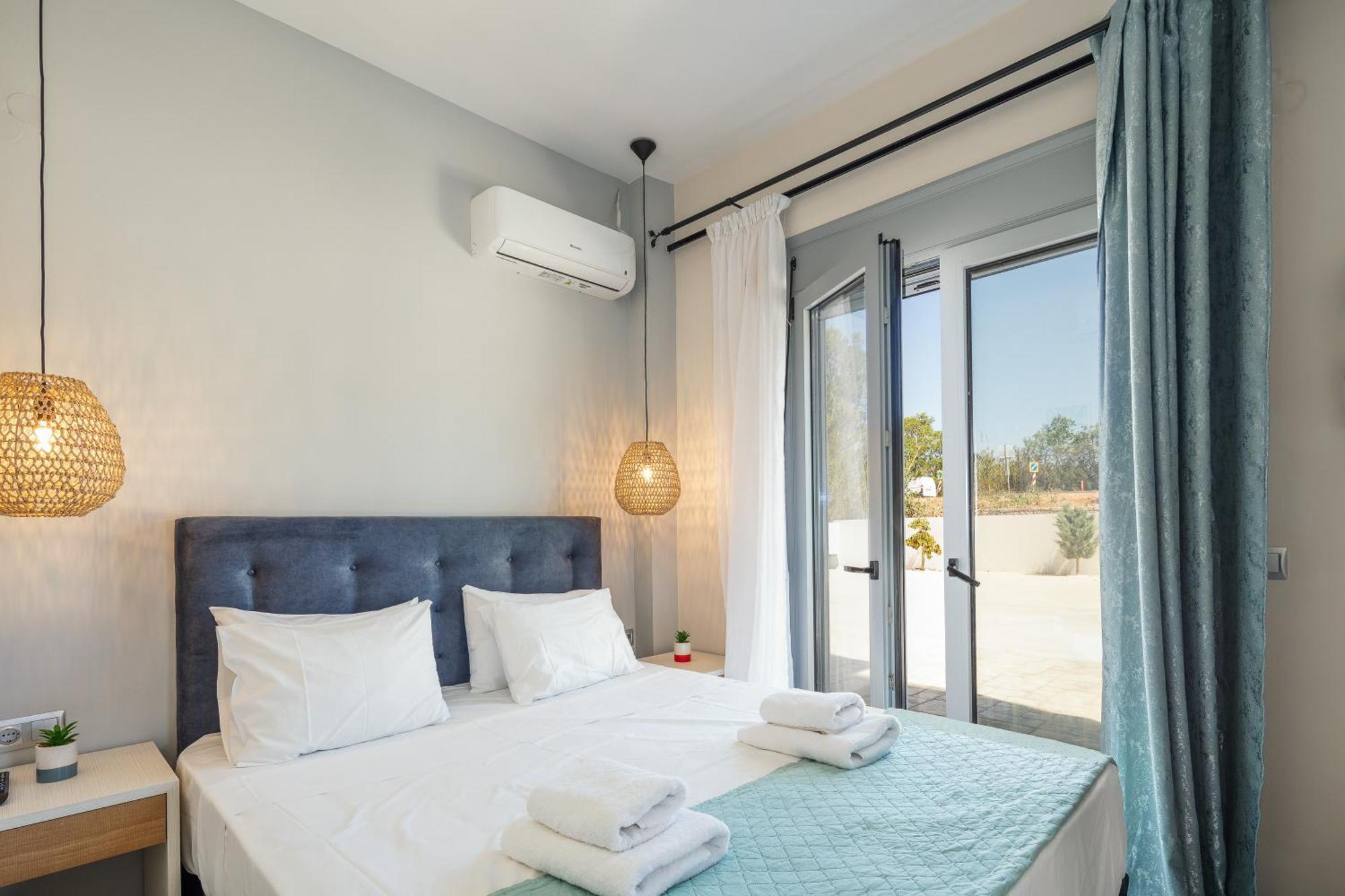 Hotel Iosifina, 80 Metres From Episkopi Beach! Dhrámia Exteriör bild
